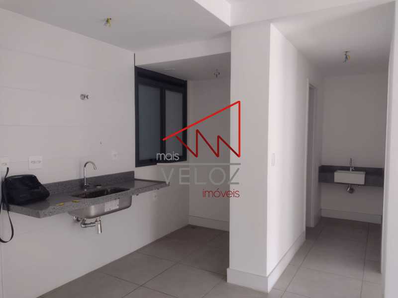 Apartamento à venda com 1 quarto, 54m² - Foto 16