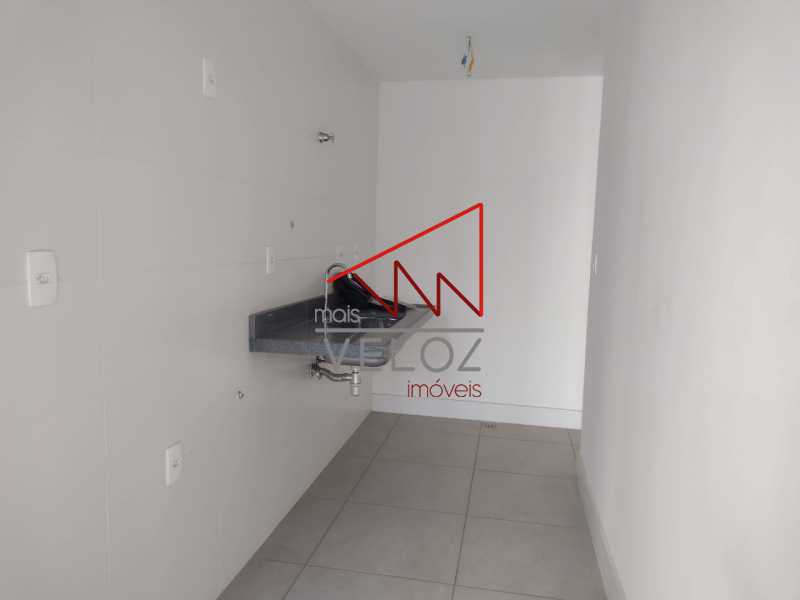 Apartamento à venda com 2 quartos, 70m² - Foto 23