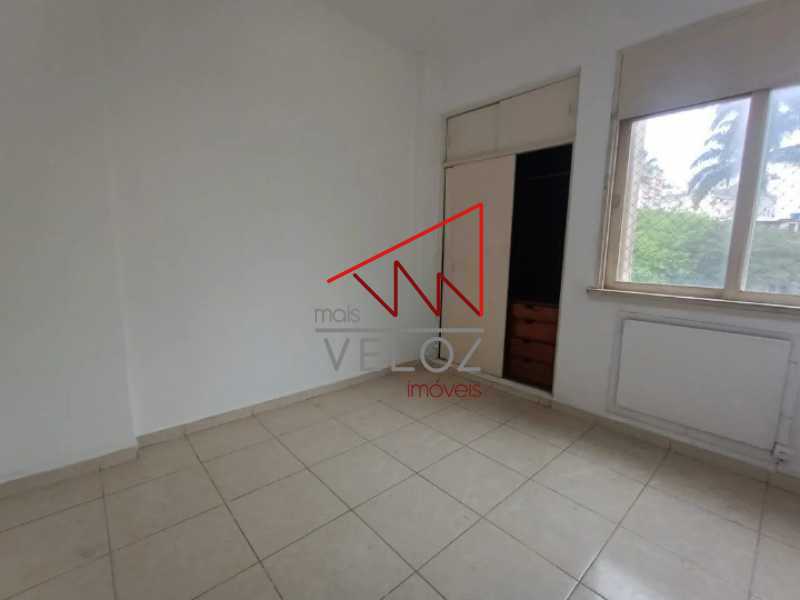 Apartamento à venda com 1 quarto, 45m² - Foto 8