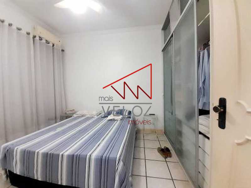 Apartamento à venda com 2 quartos, 72m² - Foto 9