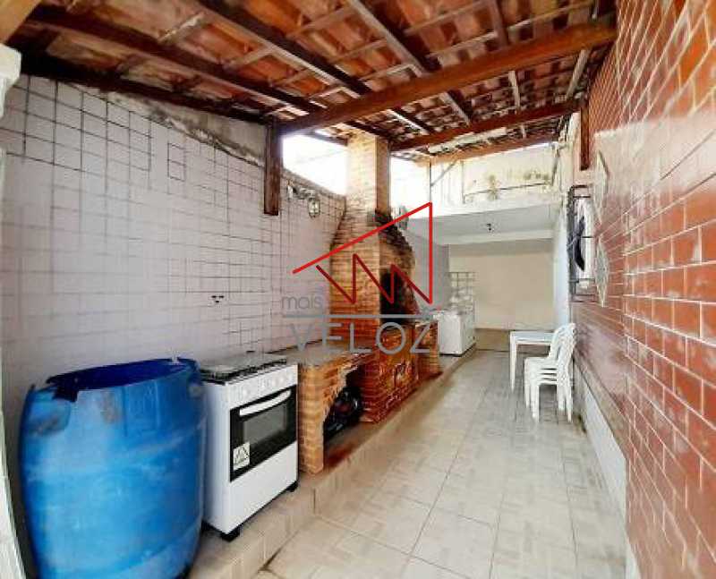 Apartamento à venda com 2 quartos, 72m² - Foto 25