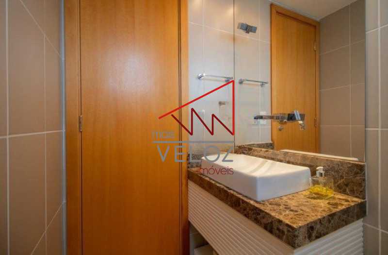 Apartamento à venda com 3 quartos, 121m² - Foto 15