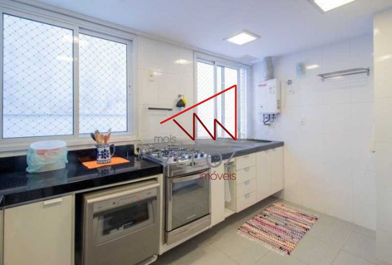 Apartamento à venda com 3 quartos, 121m² - Foto 19