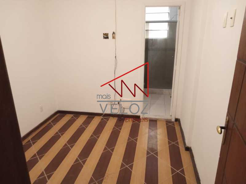 Apartamento à venda com 1 quarto, 30m² - Foto 2