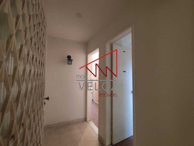 Apartamento à venda com 2 quartos, 89m² - Foto 2