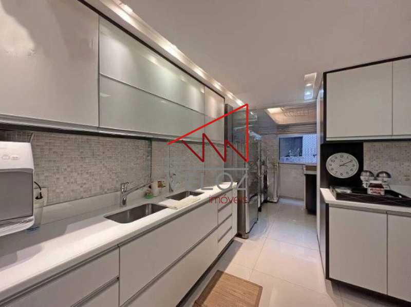 Apartamento à venda com 4 quartos, 213m² - Foto 9