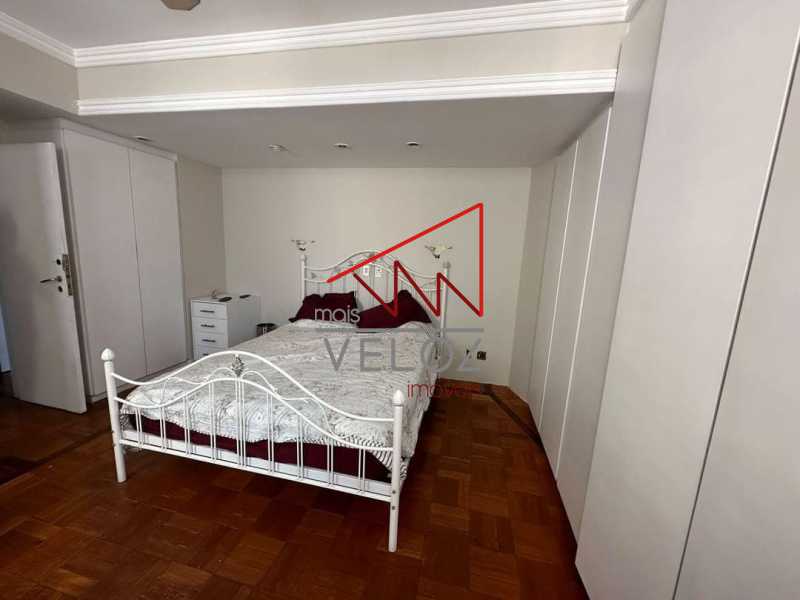 Apartamento à venda com 3 quartos, 160m² - Foto 7