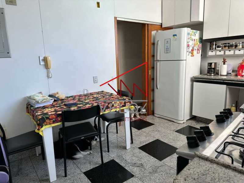 Apartamento à venda com 3 quartos, 160m² - Foto 18