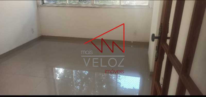 Apartamento à venda com 1 quarto, 50m² - Foto 1