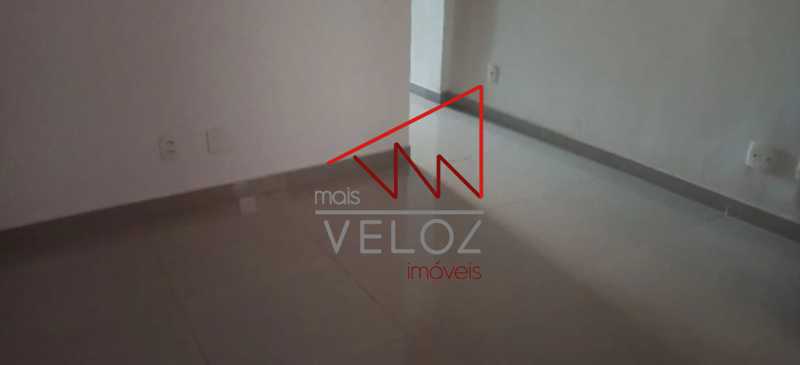 Apartamento à venda com 1 quarto, 50m² - Foto 13