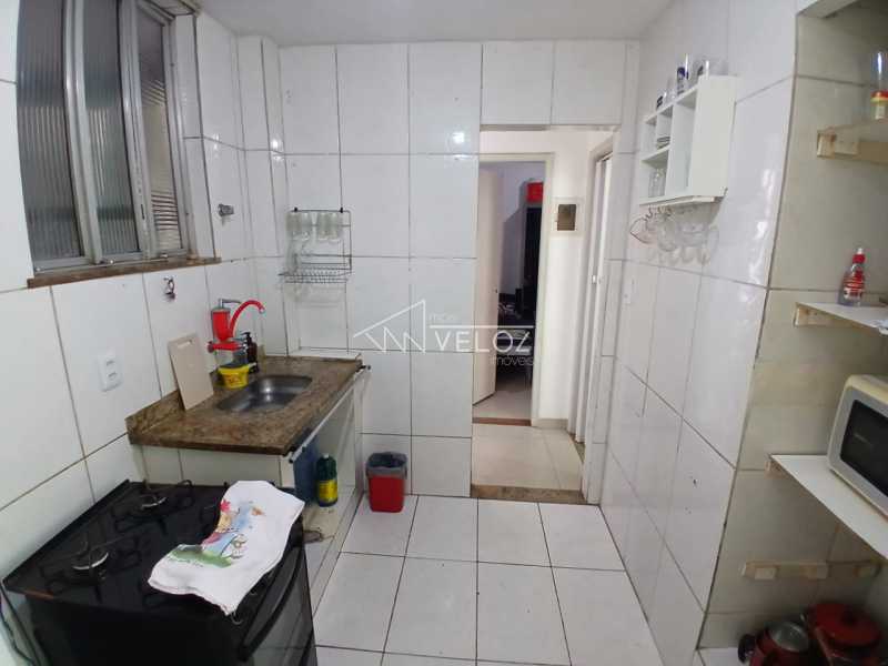 Apartamento à venda com 2 quartos, 52m² - Foto 10