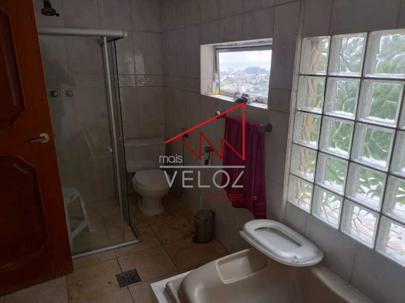 Casa de Condomínio à venda com 4 quartos, 250m² - Foto 27