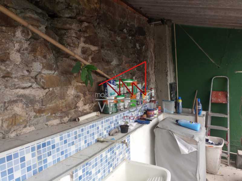 Casa de Condomínio à venda com 4 quartos, 250m² - Foto 15