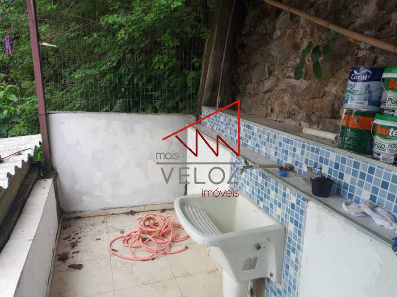 Casa de Condomínio à venda com 4 quartos, 250m² - Foto 28