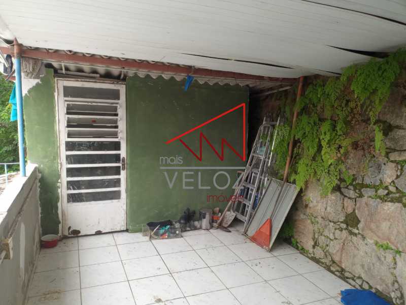 Casa de Condomínio à venda com 4 quartos, 250m² - Foto 24