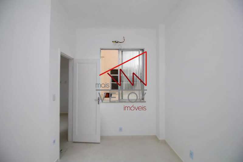 Apartamento à venda com 1 quarto, 30m² - Foto 16