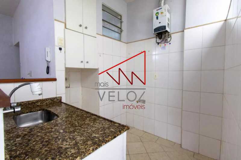 Apartamento à venda com 1 quarto, 40m² - Foto 7