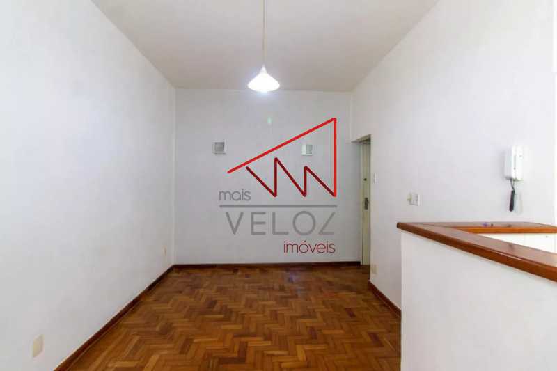 Apartamento à venda com 1 quarto, 40m² - Foto 8