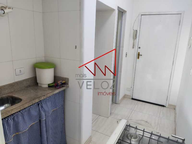 Apartamento à venda com 1 quarto, 30m² - Foto 7