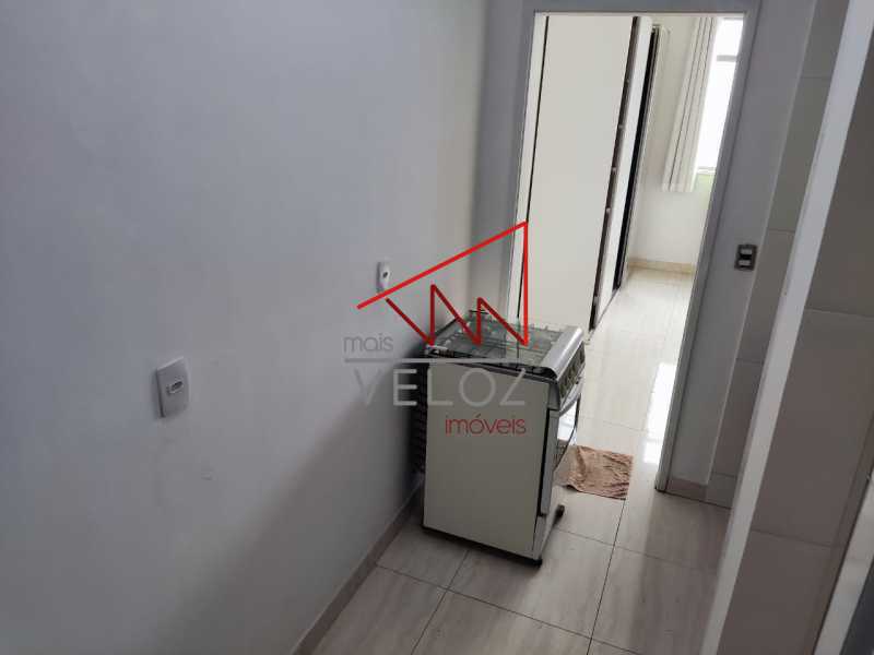 Apartamento à venda com 1 quarto, 30m² - Foto 9