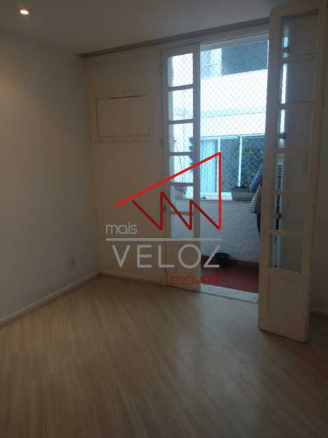 Apartamento à venda com 2 quartos, 78m² - Foto 7