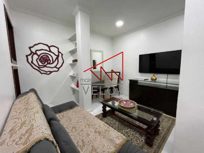 Apartamento à venda com 1 quarto, 48m² - Foto 2