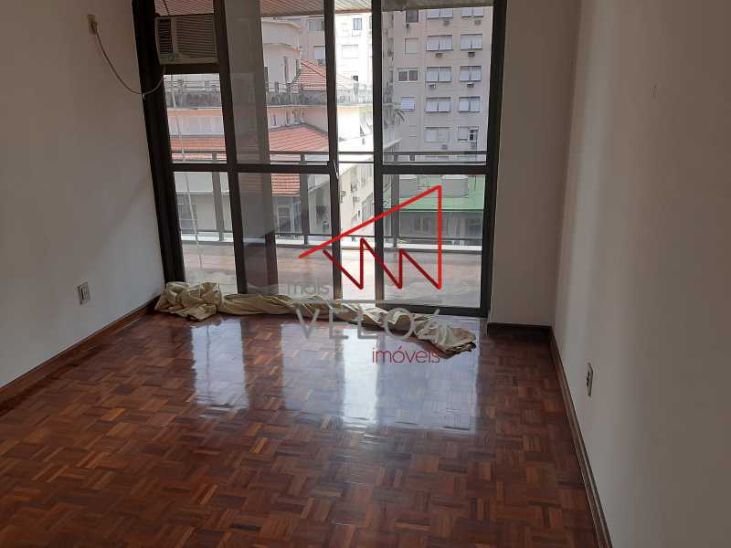 Apartamento à venda com 3 quartos, 170m² - Foto 10