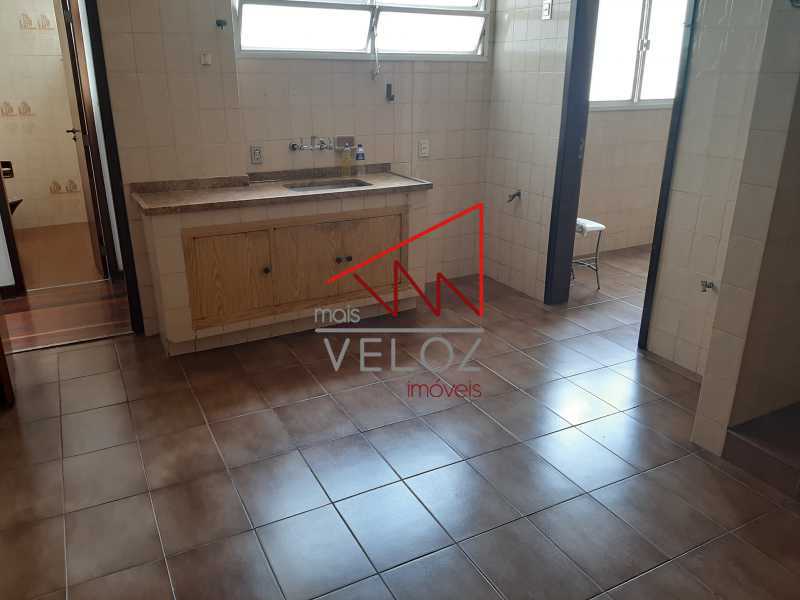 Apartamento à venda com 3 quartos, 170m² - Foto 26