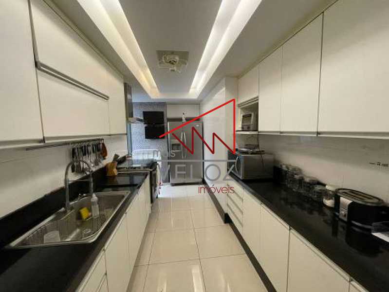 Apartamento à venda com 3 quartos, 140m² - Foto 16