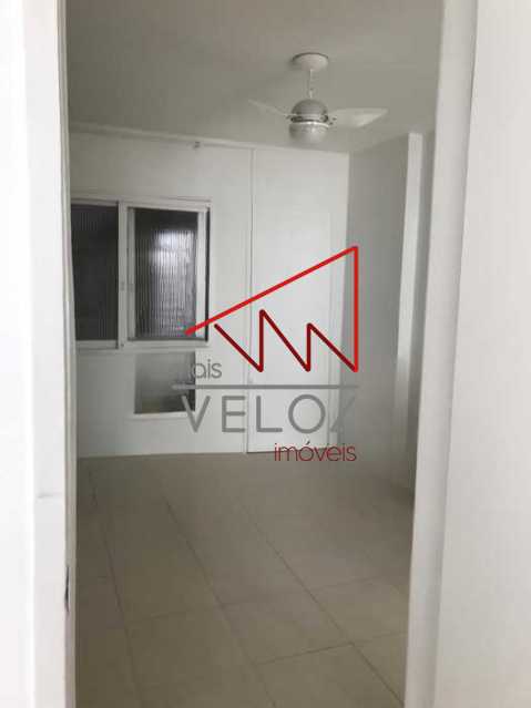 Apartamento à venda com 1 quarto, 31m² - Foto 1