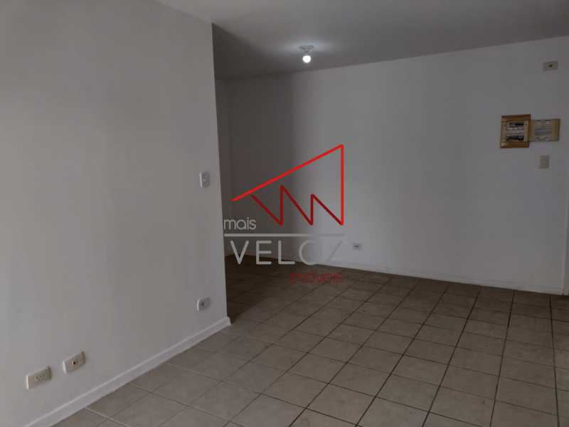 Apartamento à venda com 2 quartos, 60m² - Foto 3