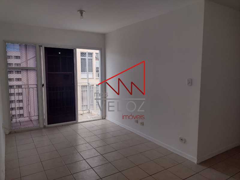 Apartamento à venda com 2 quartos, 60m² - Foto 1