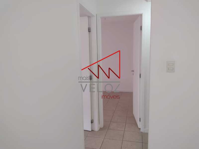 Apartamento à venda com 2 quartos, 60m² - Foto 7