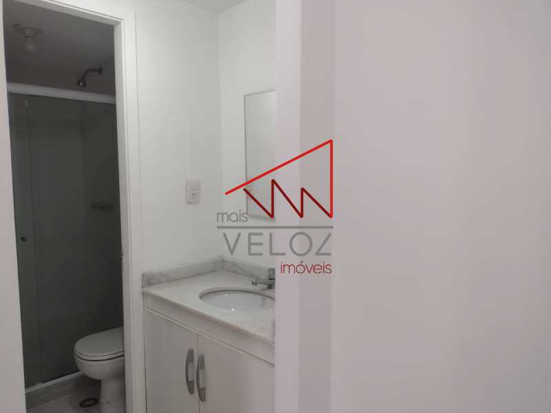 Apartamento à venda com 2 quartos, 60m² - Foto 25