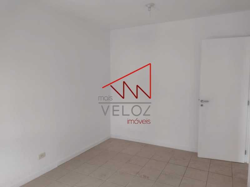 Apartamento à venda com 2 quartos, 60m² - Foto 8