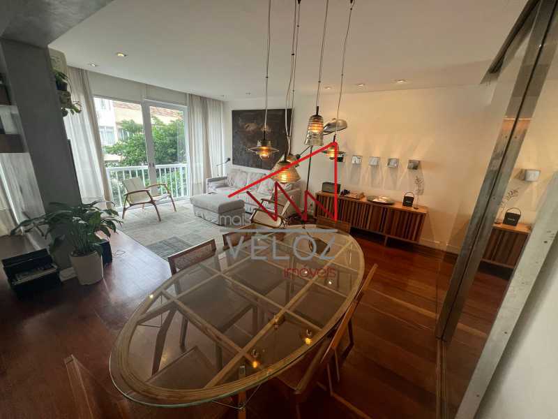 Apartamento à venda com 4 quartos, 250m² - Foto 4