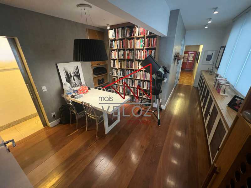 Apartamento à venda com 4 quartos, 250m² - Foto 6