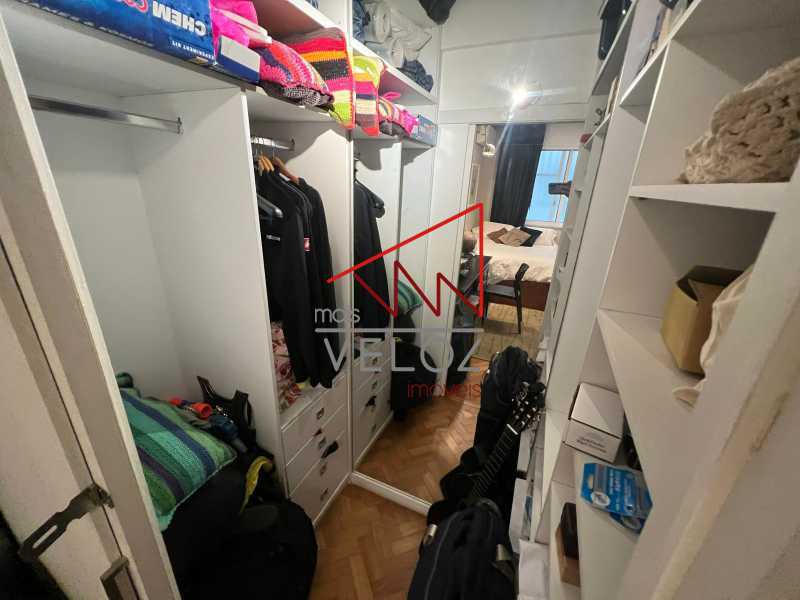 Apartamento à venda com 4 quartos, 250m² - Foto 18