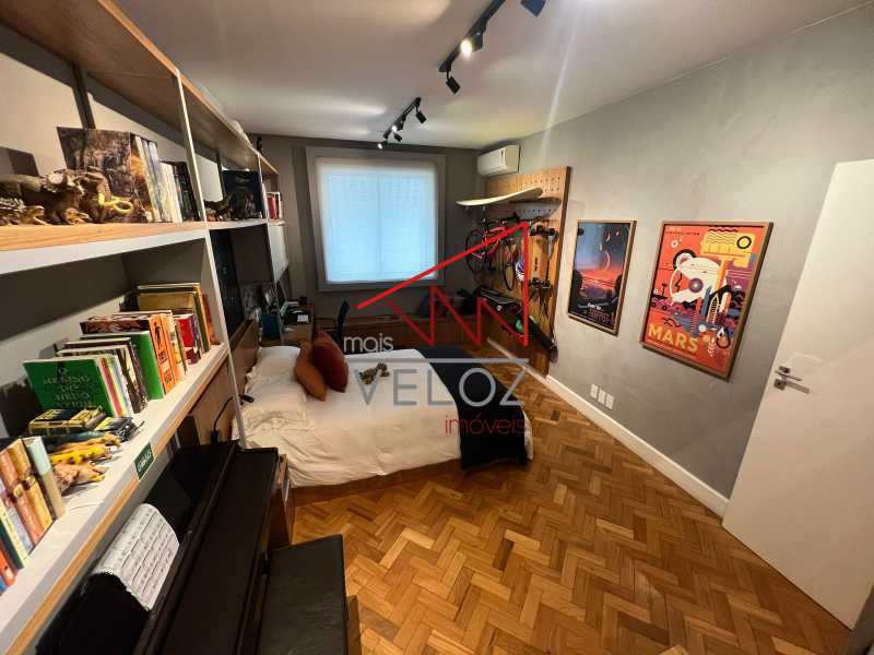 Apartamento à venda com 4 quartos, 250m² - Foto 9