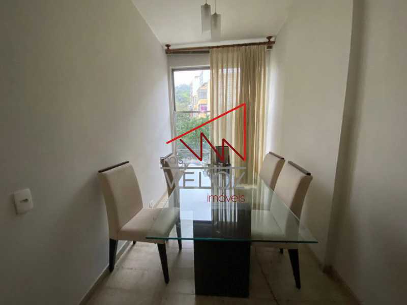 Apartamento à venda com 3 quartos, 109m² - Foto 2