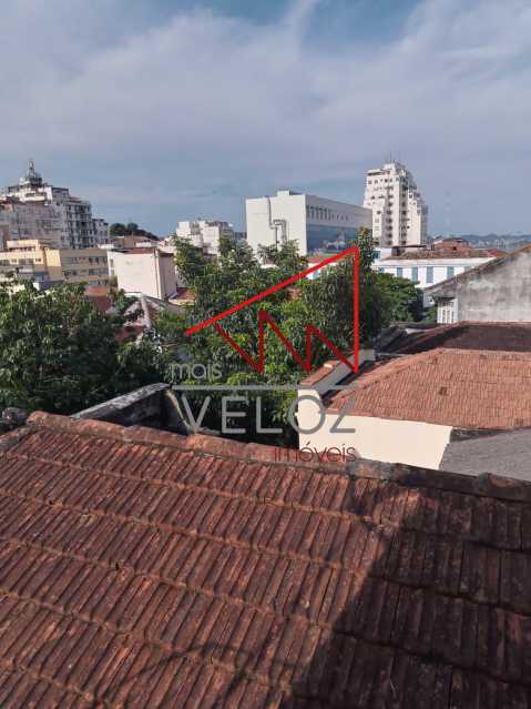 Apartamento à venda com 4 quartos, 214m² - Foto 4