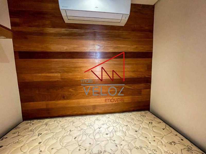 Apartamento à venda com 3 quartos, 160m² - Foto 14