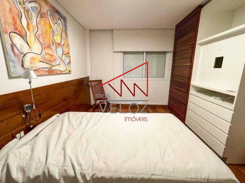 Apartamento à venda com 3 quartos, 160m² - Foto 18