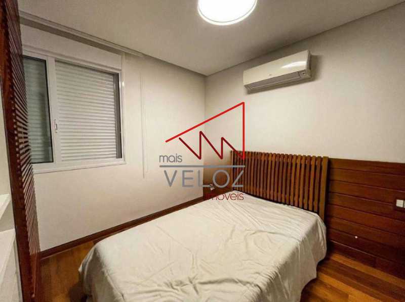 Apartamento à venda com 3 quartos, 160m² - Foto 20