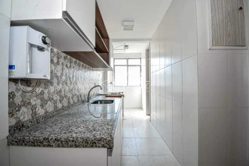 Apartamento à venda com 3 quartos, 120m² - Foto 14