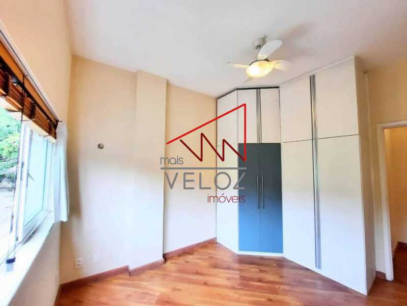 Apartamento à venda com 1 quarto, 50m² - Foto 3