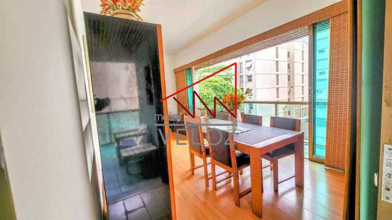 Apartamento à venda com 2 quartos, 66m² - Foto 5