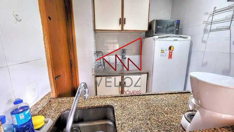 Apartamento à venda com 2 quartos, 66m² - Foto 12