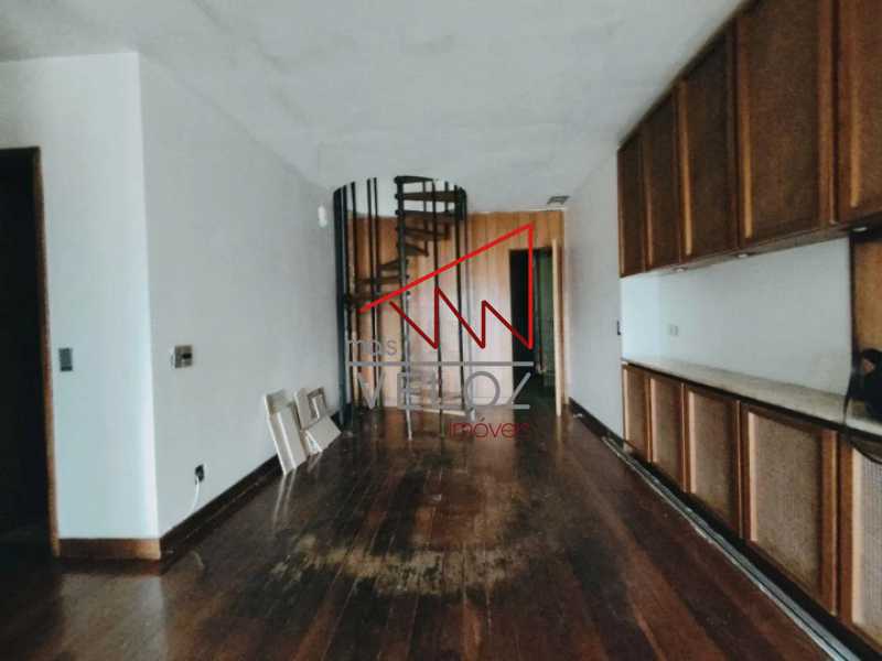 Apartamento à venda com 4 quartos, 324m² - Foto 3