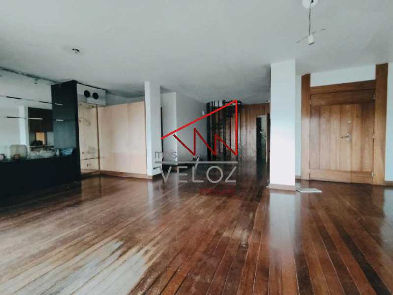 Apartamento à venda com 4 quartos, 324m² - Foto 13